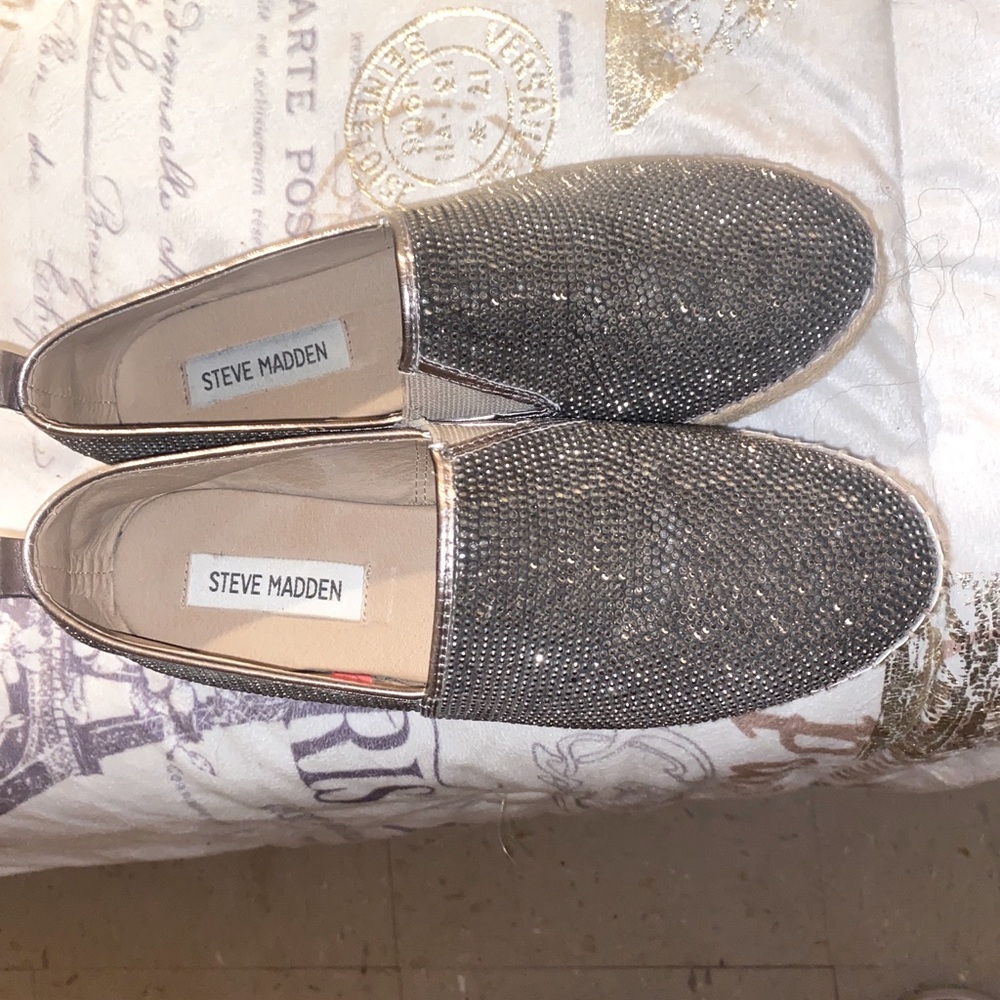 Rarely worn still new beautiful Steve maddens